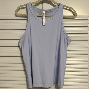 Lululemon top